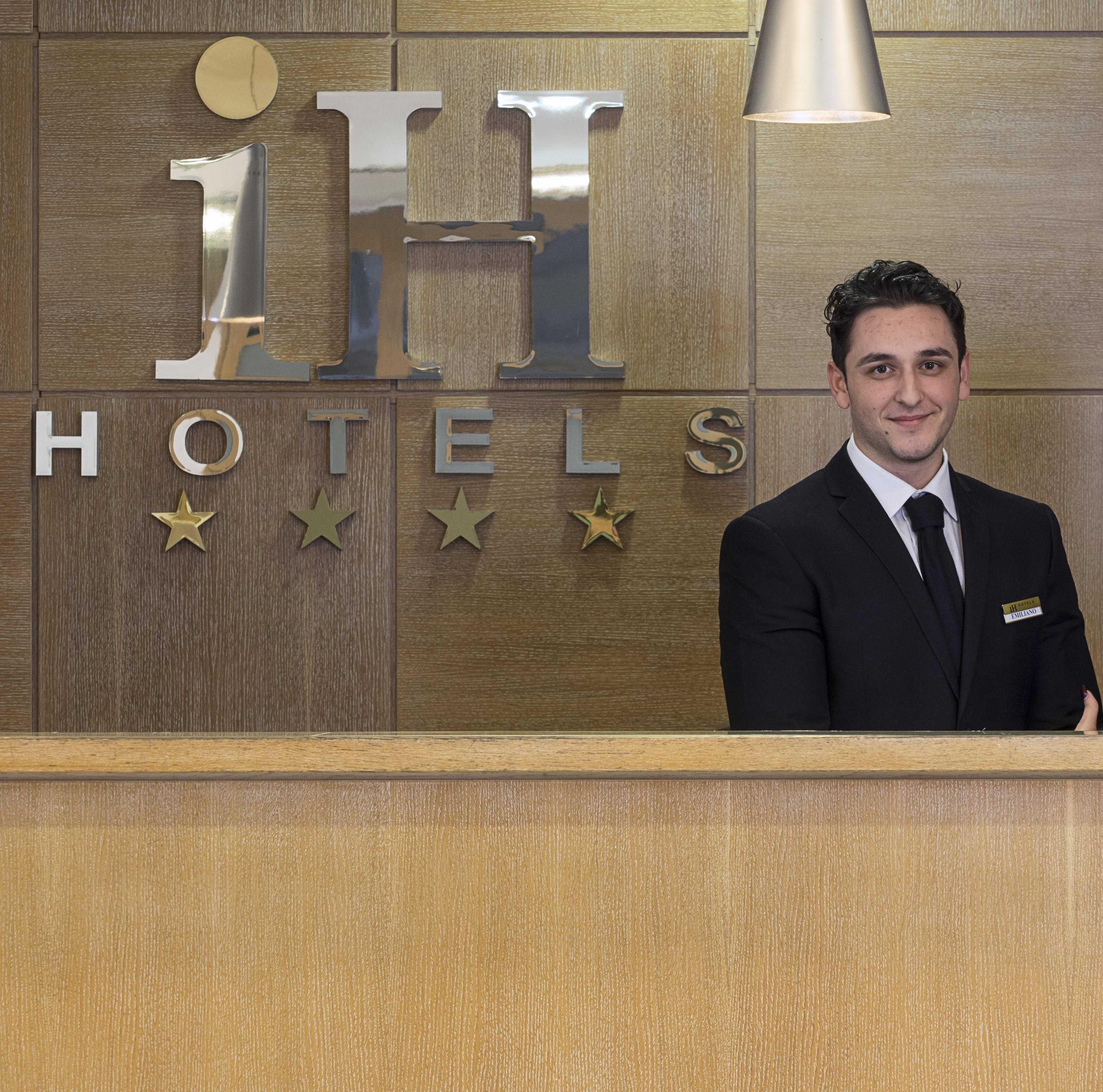 Ih Hotels Firenze Business Scandicci Dış mekan fotoğraf